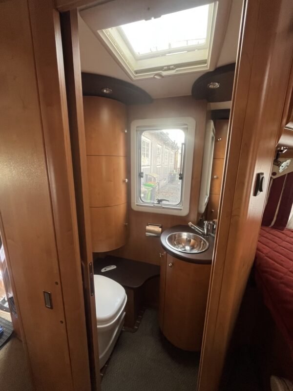 RAPIDO 9097DF - Image 14