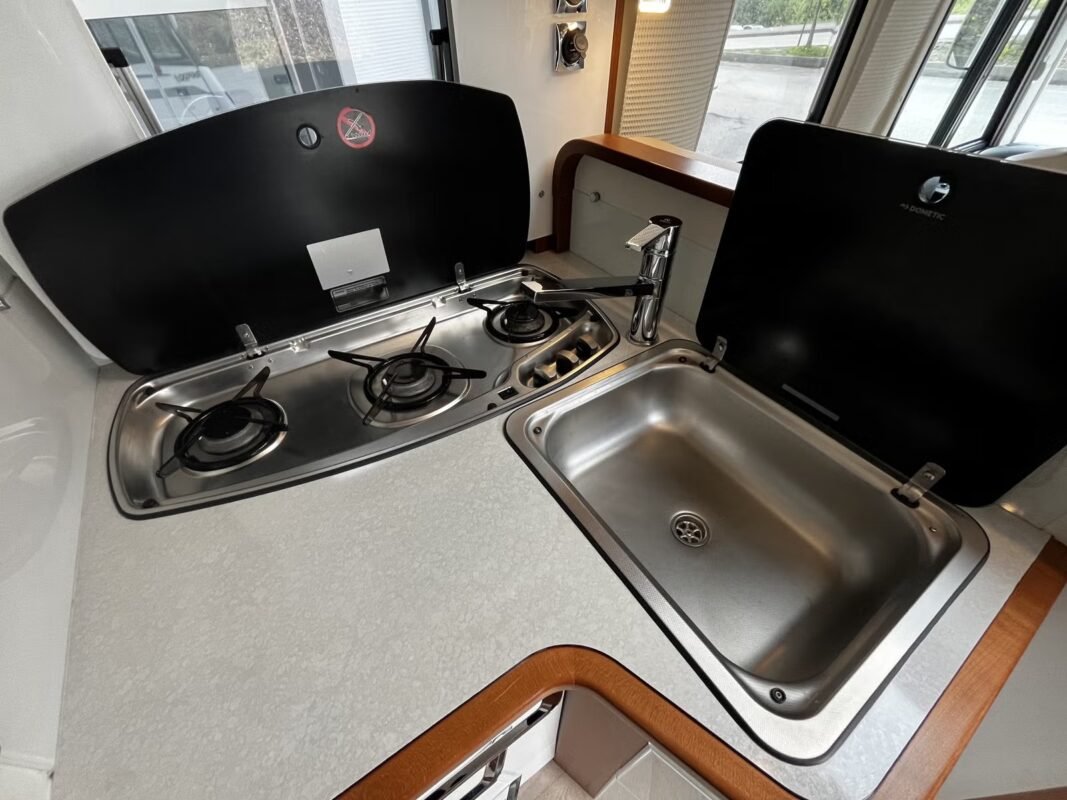 RAPIDO S8 EXCLUSIVITE - Image 12