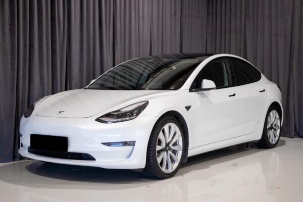 TESLA MODEL 3 LONG RANGE DUAL MOTOR