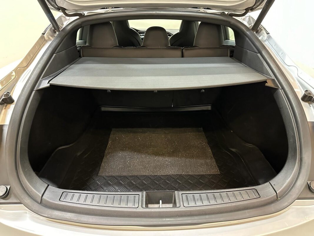 TESLA MODEL S 100D SUPERCHARGE GRATUITE TRANSFERABLE SC01 - Image 12