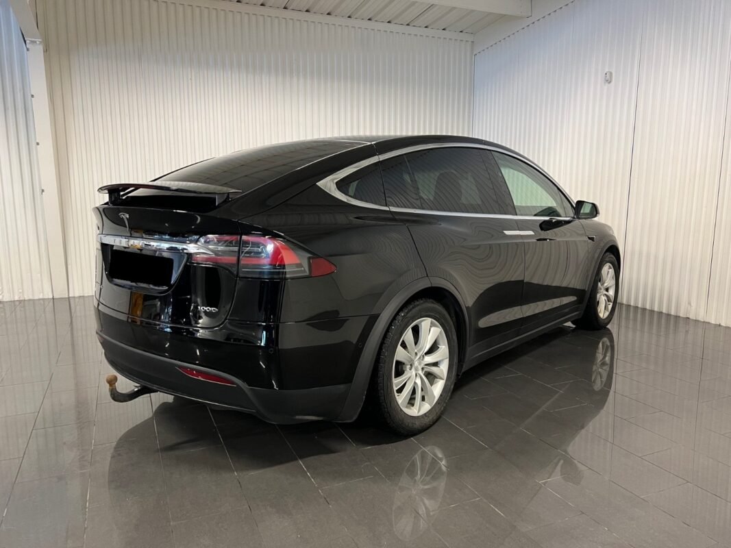 TESLA MODEL X 100D 7 PLACES DUAL MOTOR CHARGES GRATUITES SC01 - Image 9