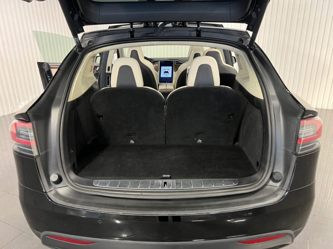 TESLA MODEL X 100D 7 PLACES DUAL MOTOR CHARGES GRATUITES SC01 - Image 12