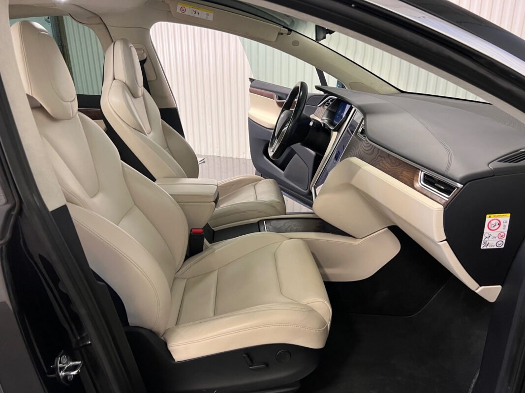 TESLA MODEL X 100D 7 PLACES DUAL MOTOR CHARGES GRATUITES SC01 - Image 15