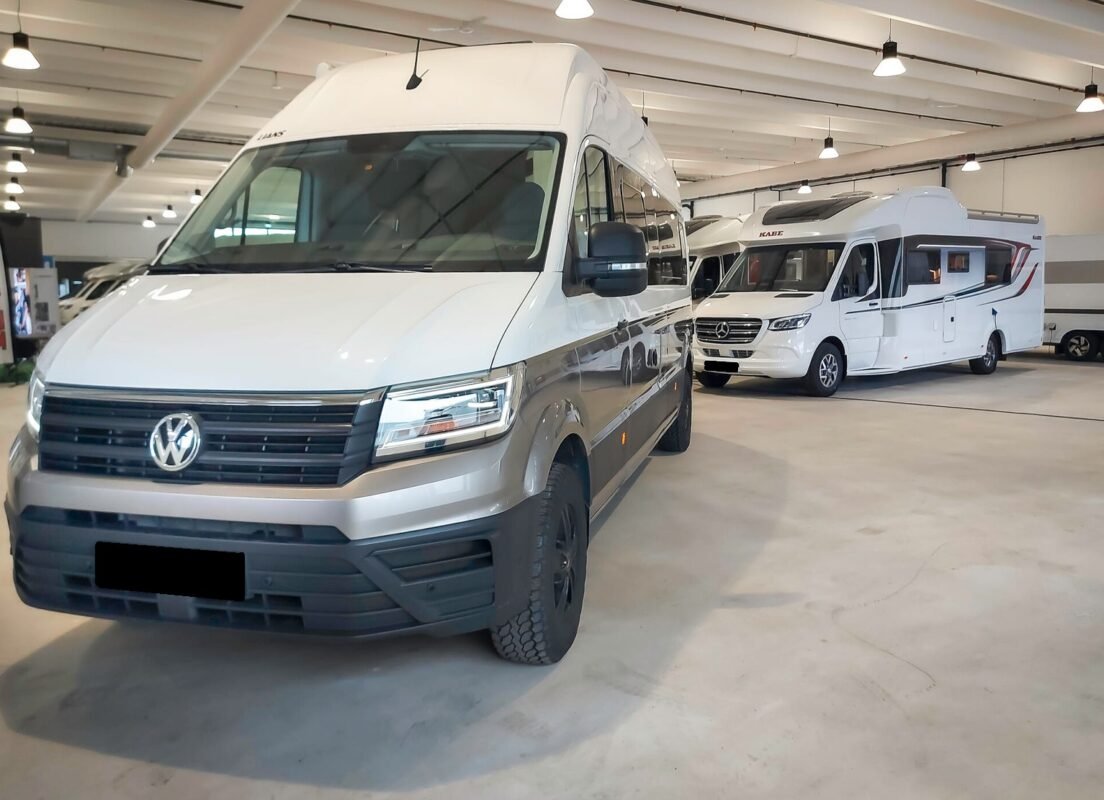 VOLKSWAGEN CRAFTER GRAND CALIFORNIA 2.0 TDI 680 BVA8 - Image 2