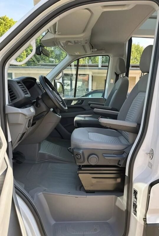 VOLKSWAGEN GRAND CALIFORNIA 600 - Image 7