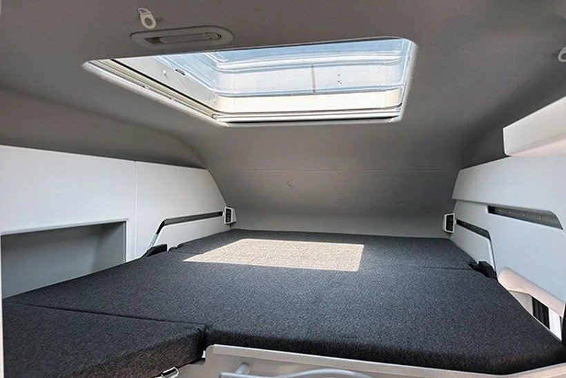 VOLKSWAGEN GRAND CALIFORNIA 600 - Image 17