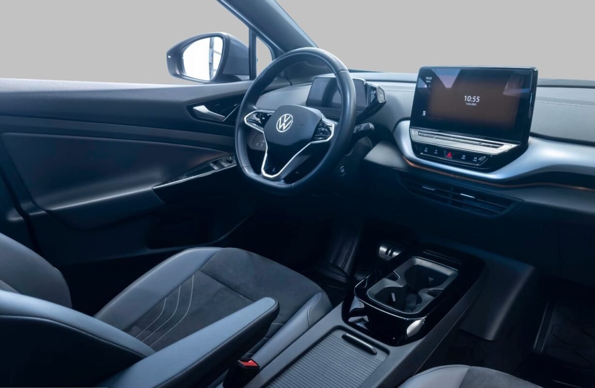 VOLKSWAGEN ID.4 174 CH PRO 77 kWH LIFE PLUS - Image 9