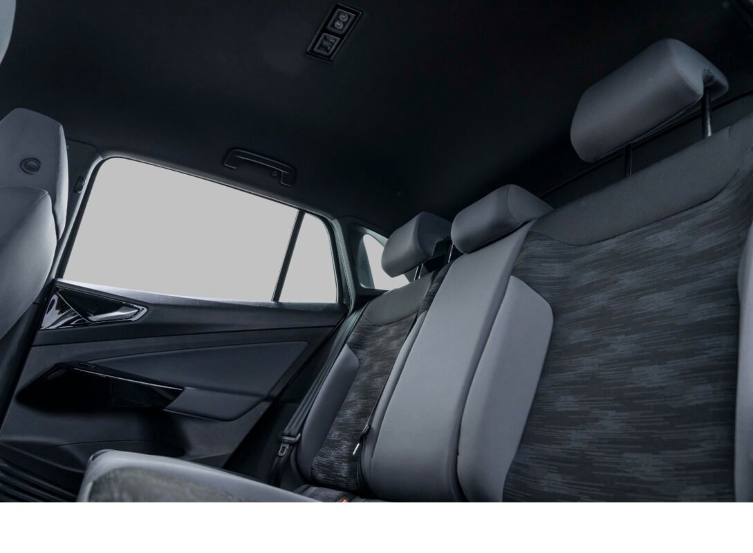 VOLKSWAGEN ID.4 204 CH PRO PERFORMANCE - Image 11