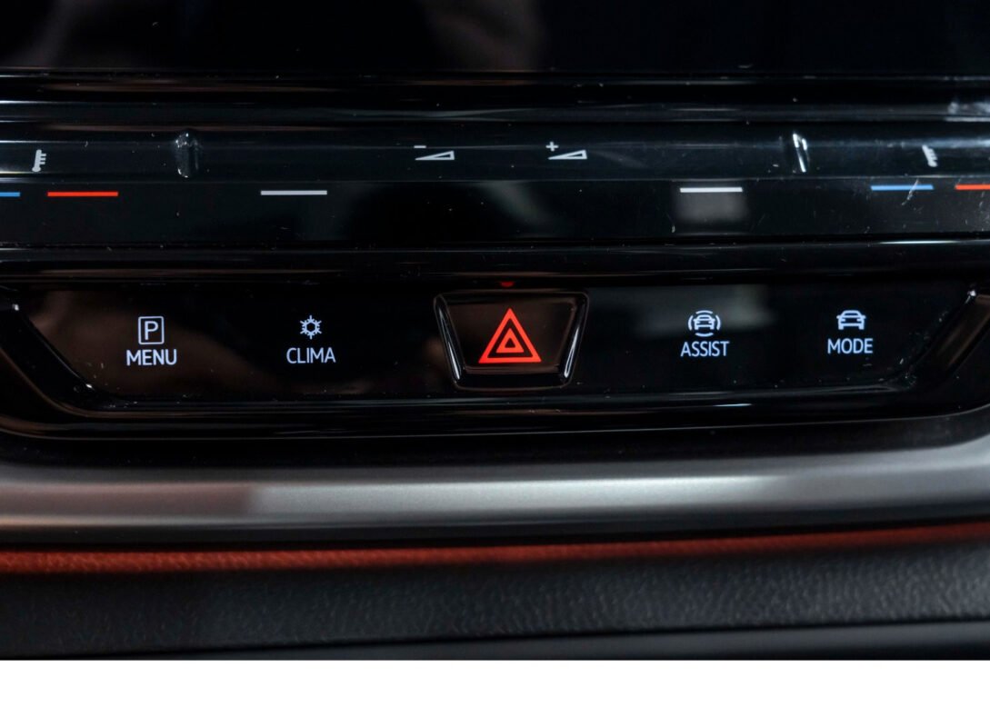 VOLKSWAGEN ID.4 204 CH PRO PERFORMANCE - Image 16