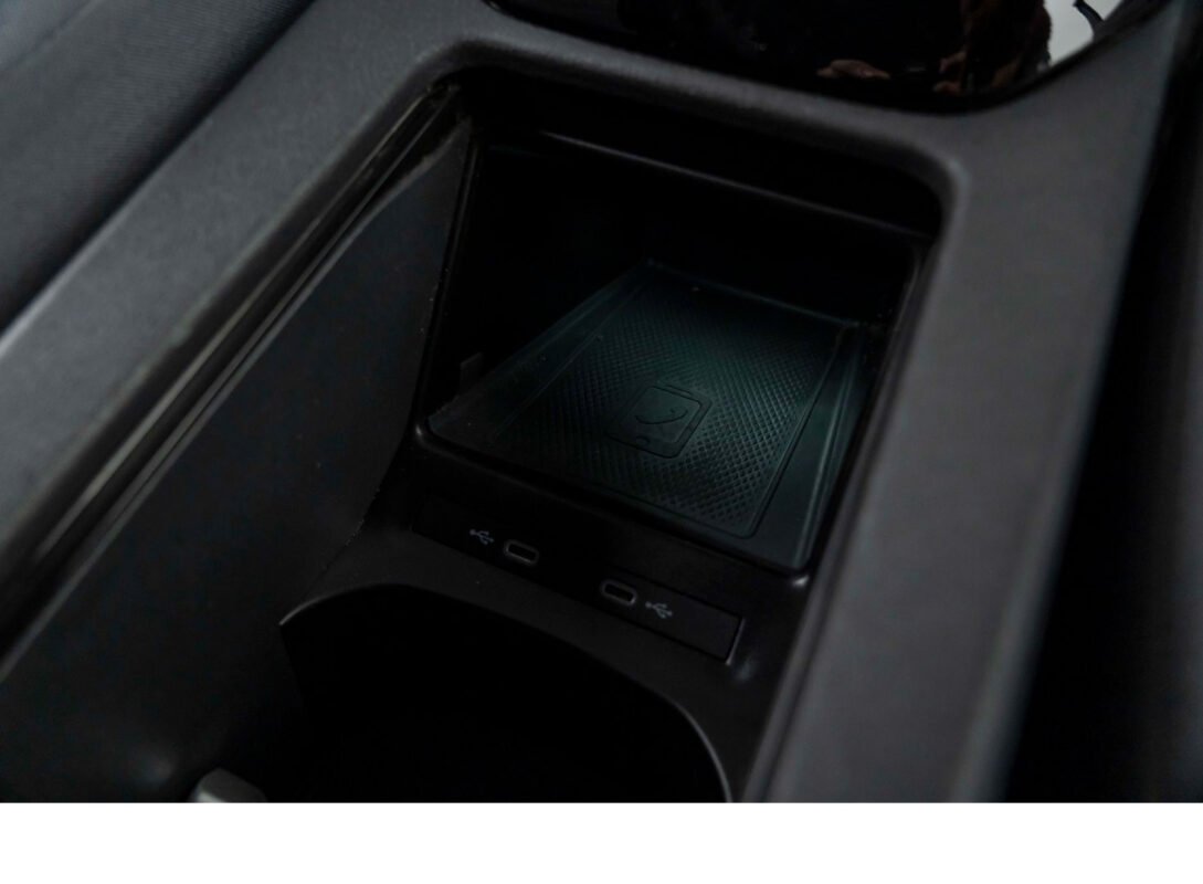 VOLKSWAGEN ID.4 204 CH PRO PERFORMANCE - Image 19
