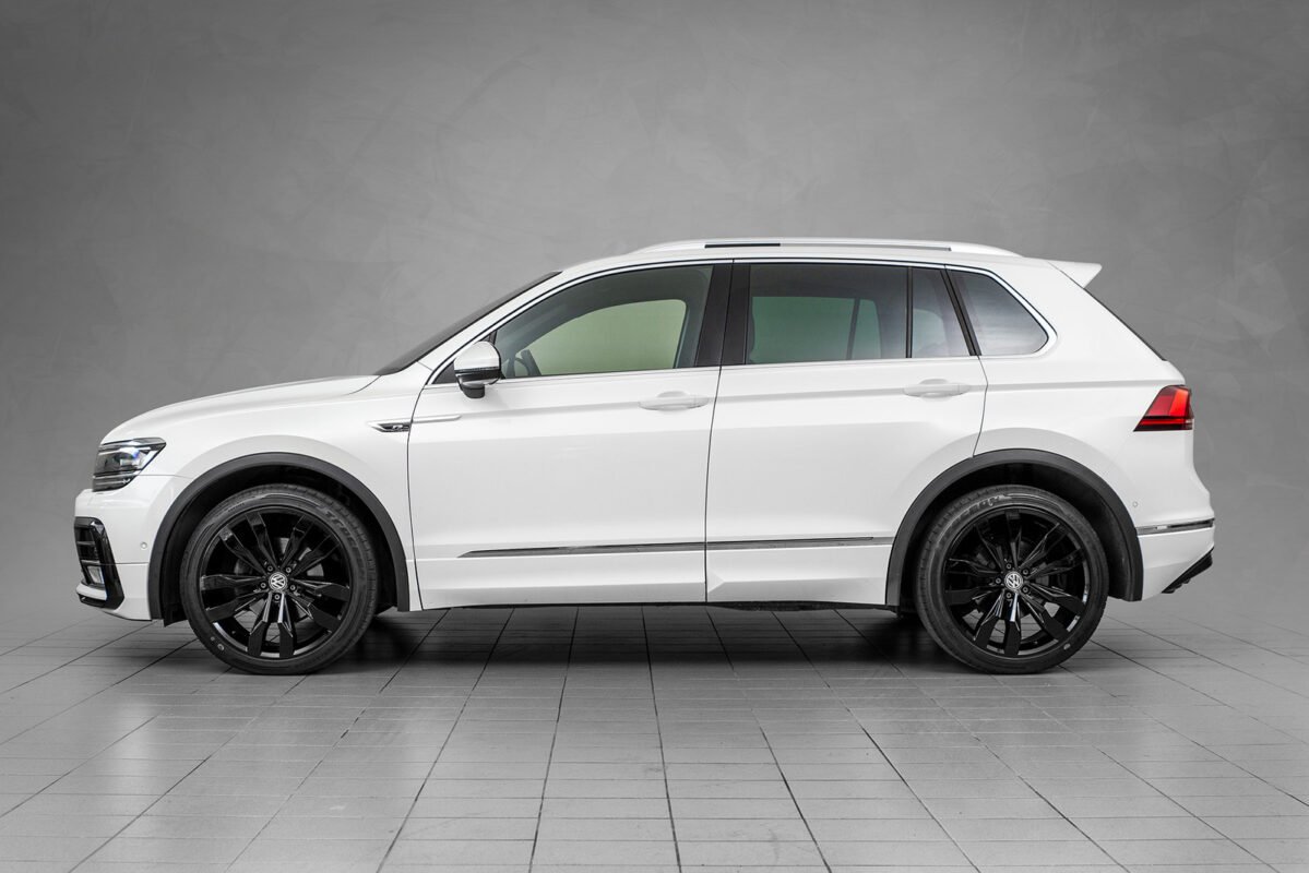 VOLKSWAGEN TIGUAN 2.0 TDI 150 4MOTION R LINE - Image 2