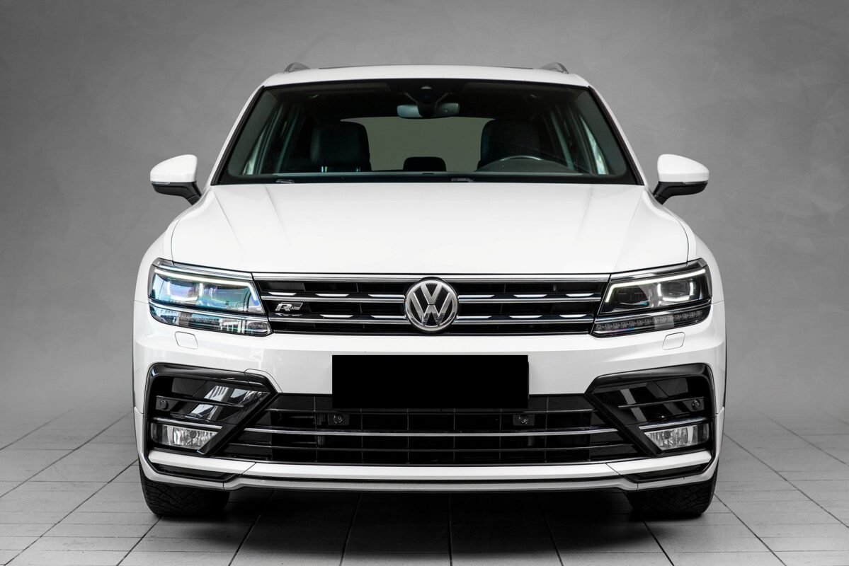 VOLKSWAGEN TIGUAN 2.0 TDI 150 4MOTION R LINE - Image 4