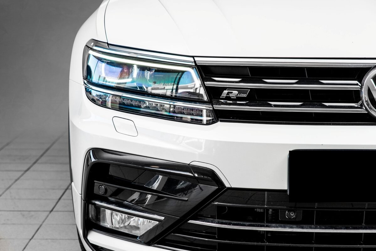 VOLKSWAGEN TIGUAN 2.0 TDI 150 4MOTION R LINE - Image 6