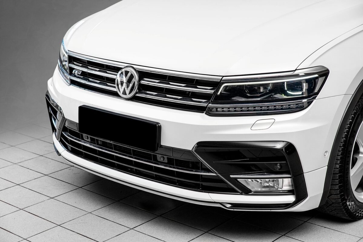 VOLKSWAGEN TIGUAN 2.0 TDI 150 4MOTION R LINE - Image 8