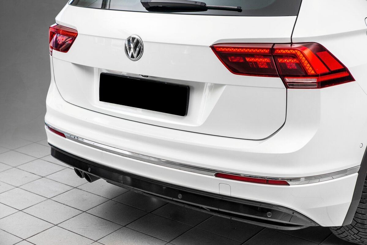 VOLKSWAGEN TIGUAN 2.0 TDI 150 4MOTION R LINE - Image 9