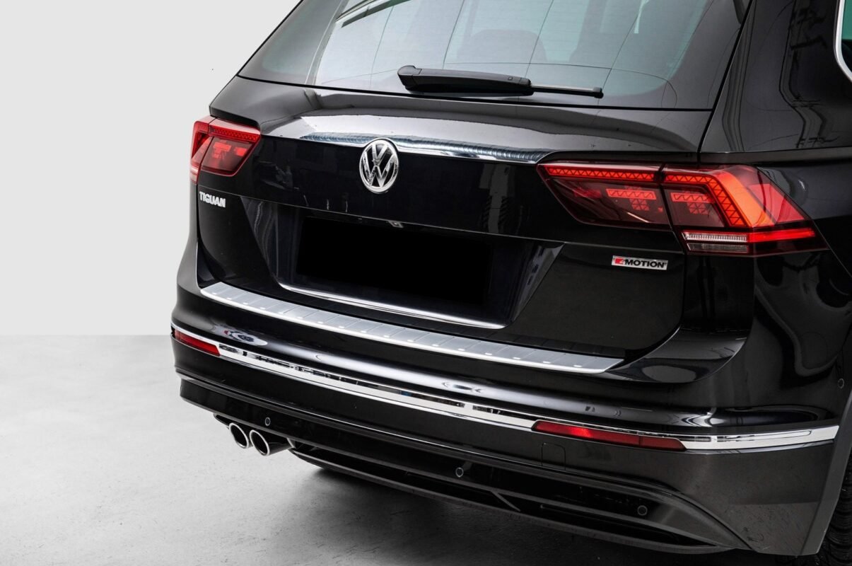 VOLKSWAGEN TIGUAN 2.0 TDI 150 EXCLUSIF R LINE 4MOTION DSG7 - Image 9