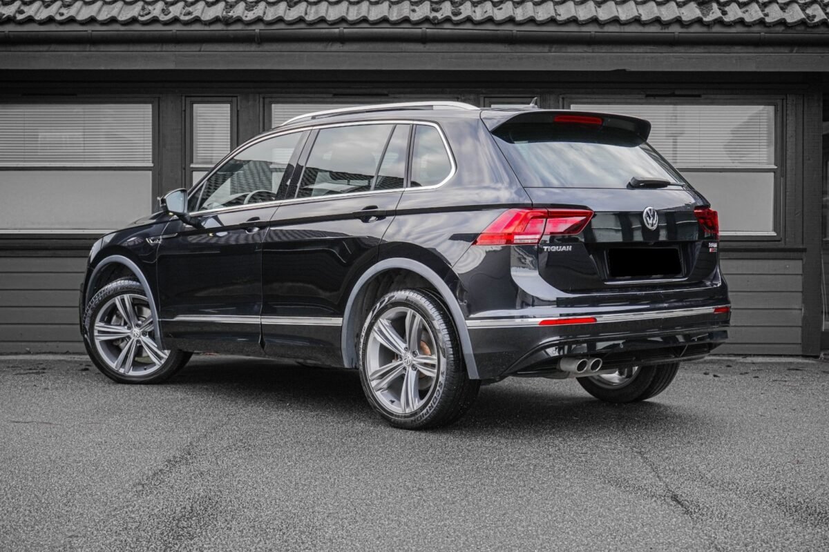 VOLKSWAGEN TIGUAN II 2.0 TDI CARAT EXCLUSIVE 4 MOTION DSG7 - Image 4