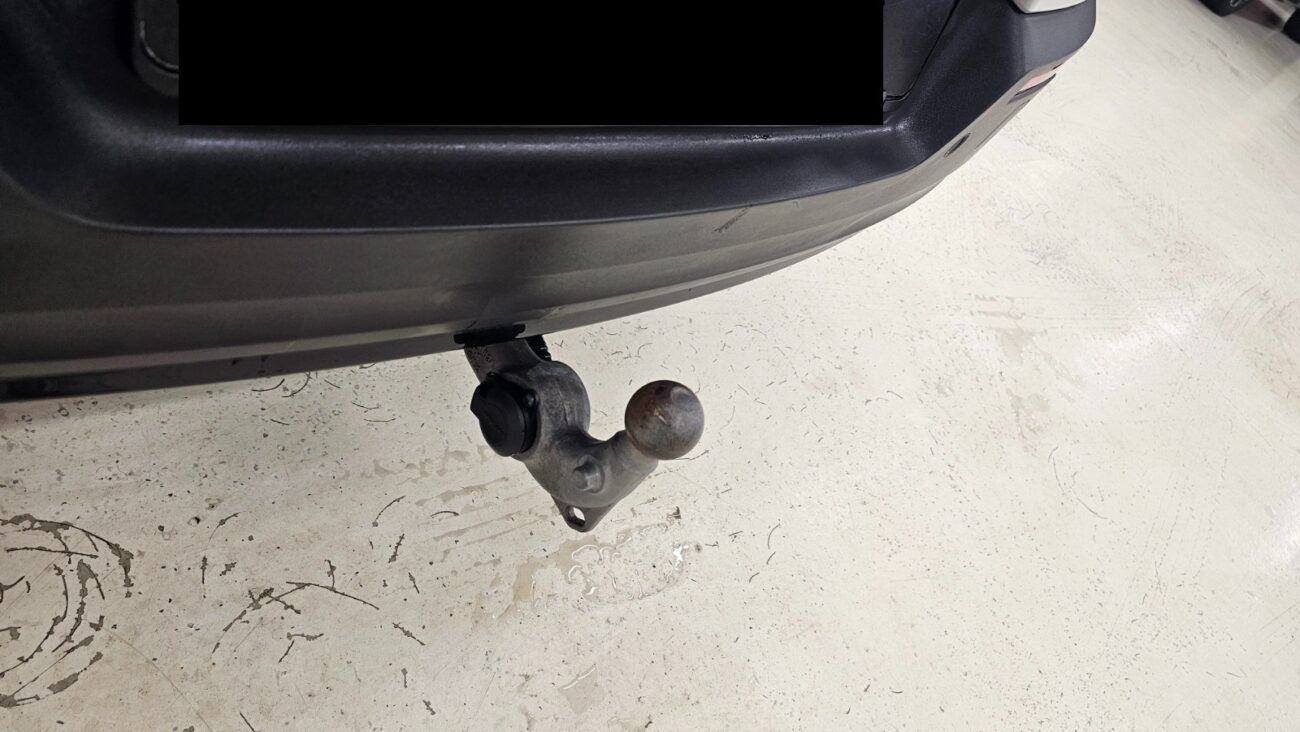 VOLVO XC40 P8 AWD 408CH R-DESIGN EDT - Image 8