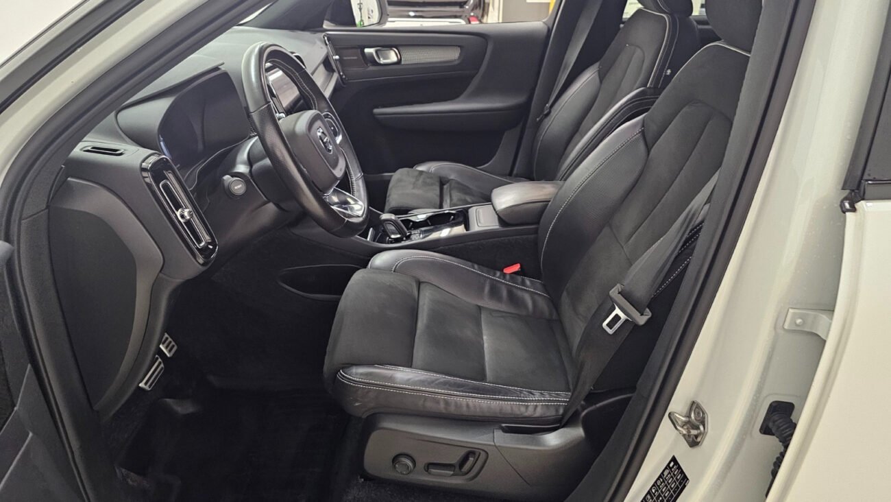 VOLVO XC40 P8 AWD 408CH R-DESIGN EDT - Image 11