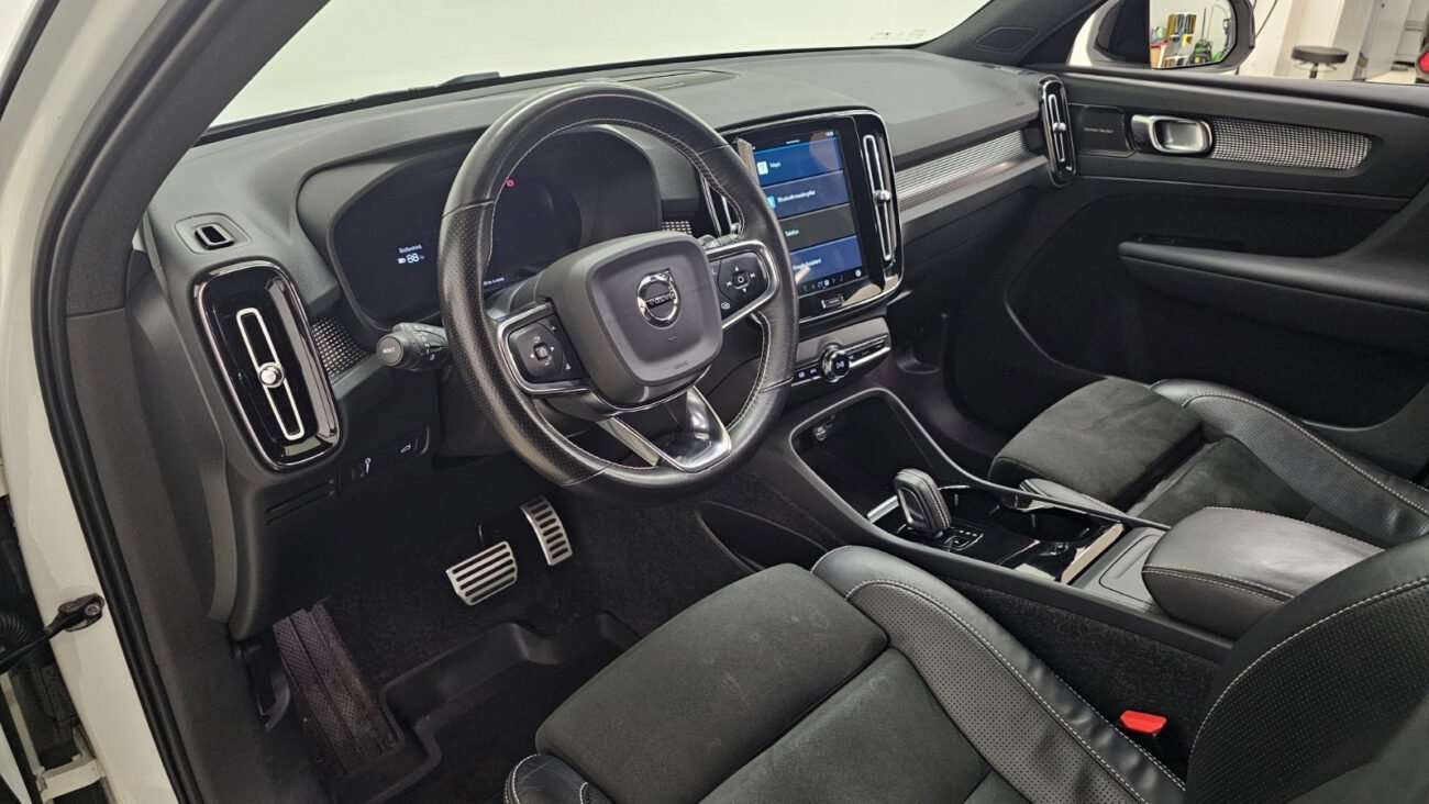VOLVO XC40 P8 AWD 408CH R-DESIGN EDT - Image 12