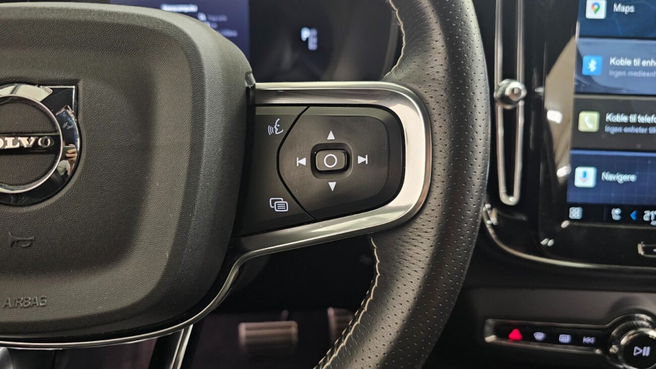 VOLVO XC40 P8 AWD 408CH R-DESIGN EDT - Image 17
