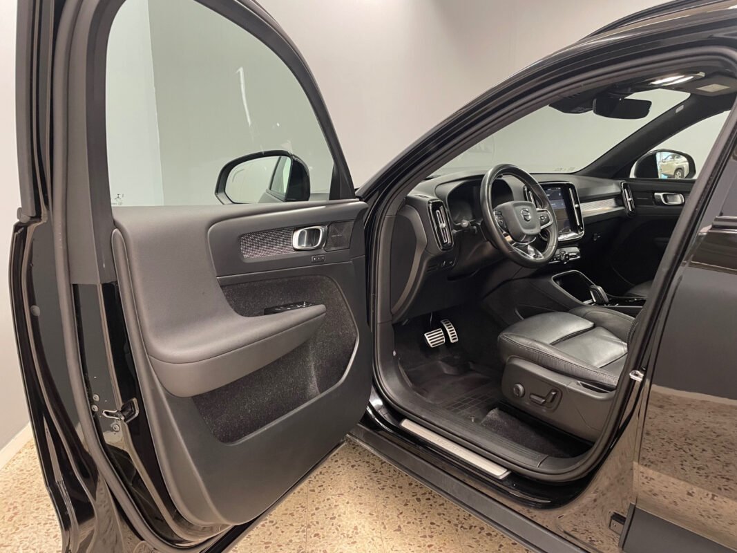 VOLVO XC40 P8 AWD 408CH R-DESIGN EDT - Image 6