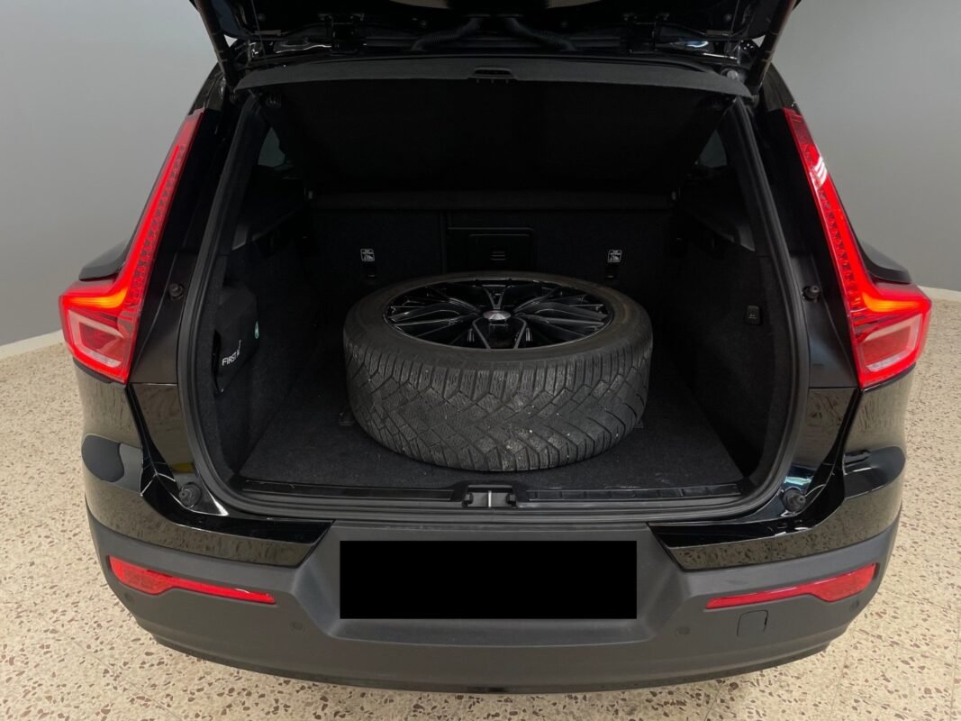 VOLVO XC40 P8 AWD 408CH R-DESIGN EDT - Image 20