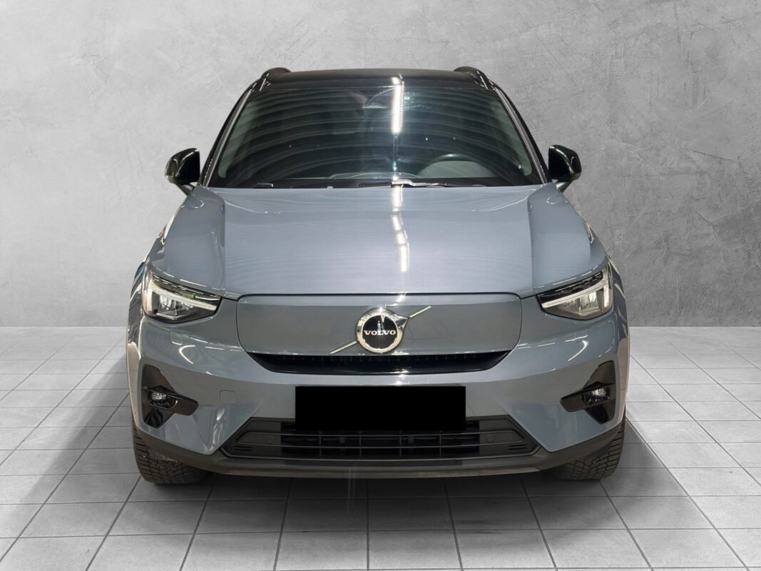VOLVO XC40 RECHARGE TWIN PLUS AWD - Image 2