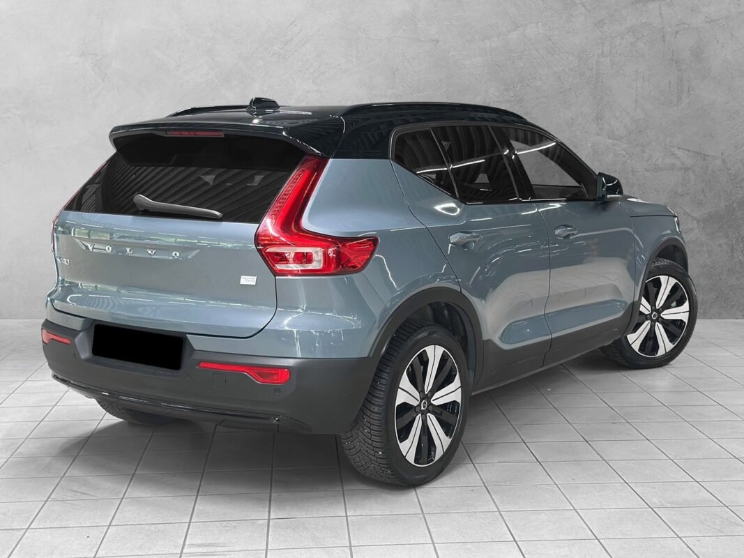 VOLVO XC40 RECHARGE TWIN PLUS AWD - Image 6